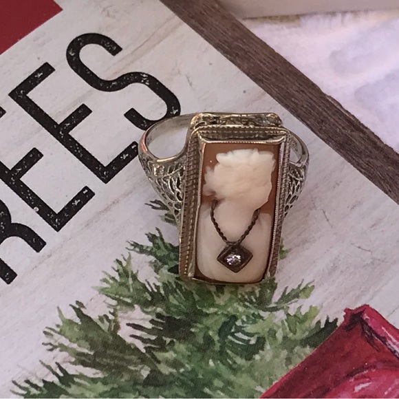 Art Nouveau White Gold 14k
Cameo En Habille Diamond Ring Mine Cut - Picture 5 of 16